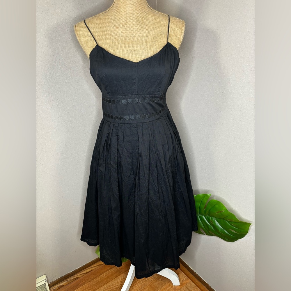 Adolfo Dominguez Cotton Black Dress Size 40 Pleated Skirt Embroidered Details